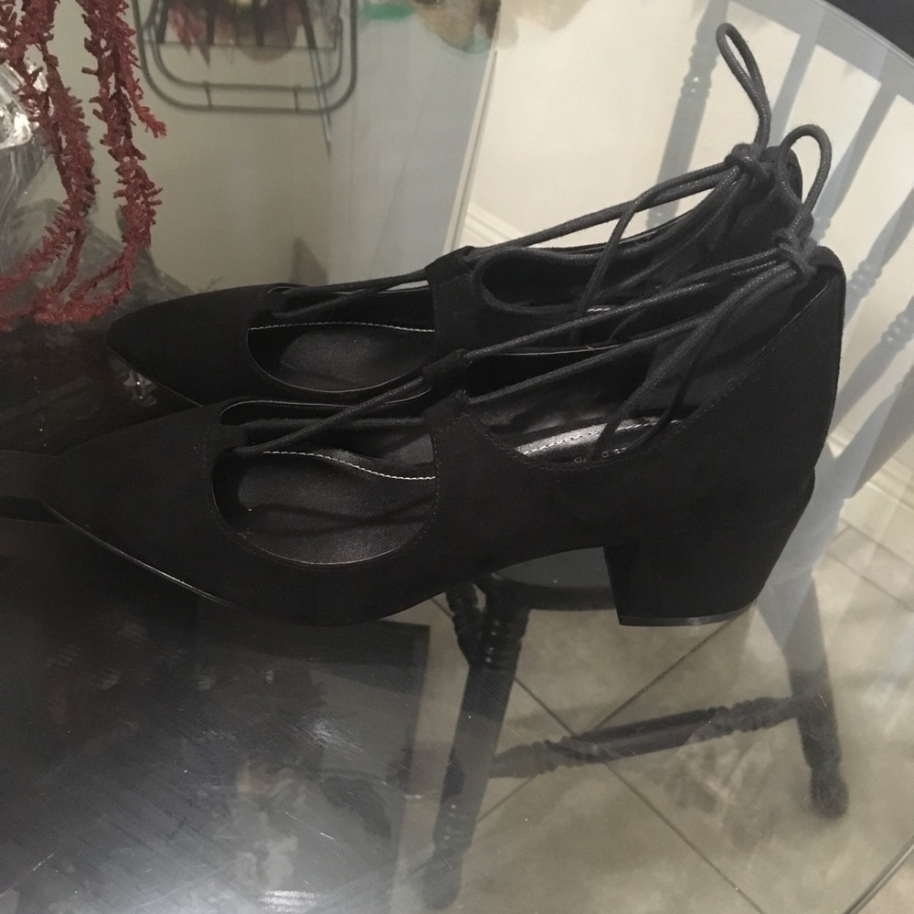 Black Pointed Short Block Heels